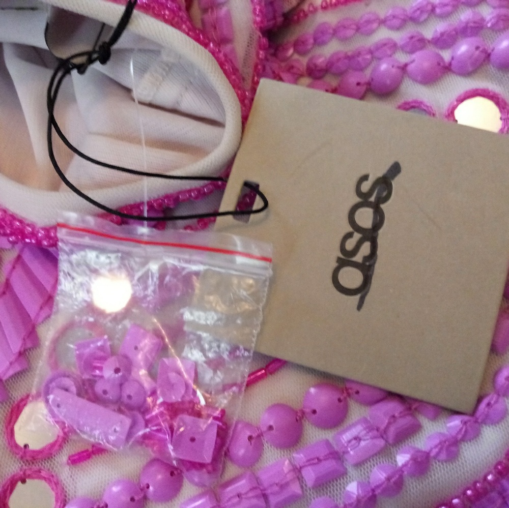 Asos - Picture 3 of 8